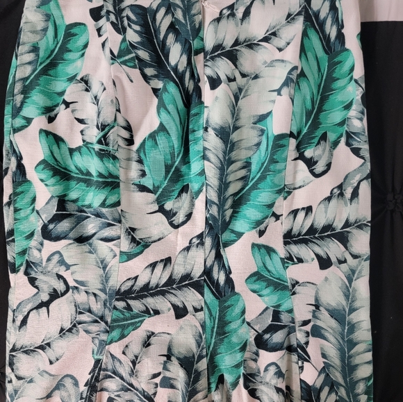 Green n white Eva Mendes Skirt Midi Length - Picture 3 of 8